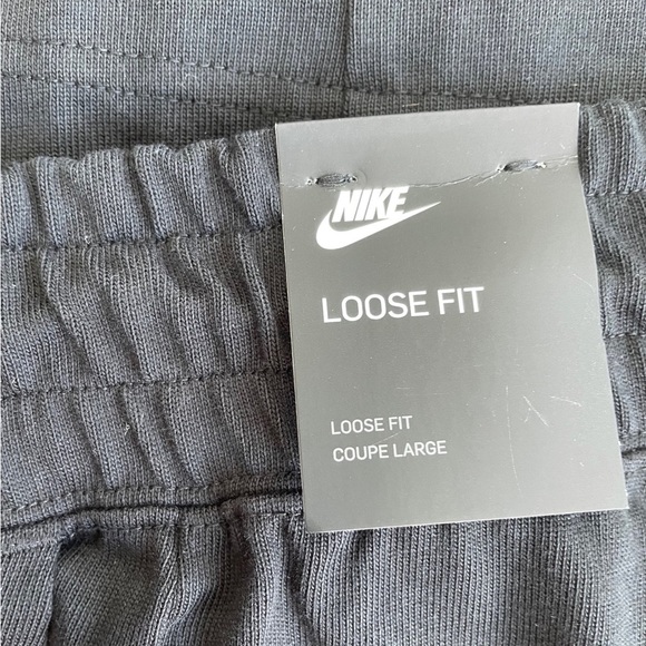 Nike Women’s Wide Leg Cropped Bottoms - Picture 4 of 4